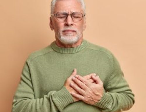 Sintomas de Infarto: Como Identificar e O Que Fazer nos Primeiros Minutos